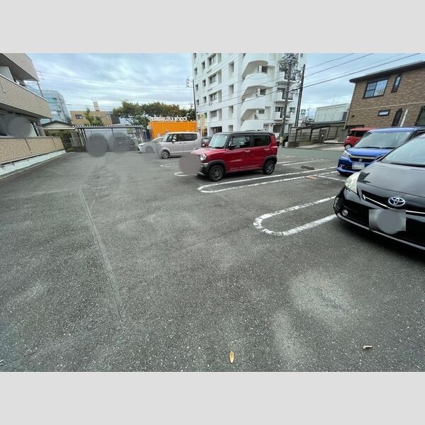 駐車場 (駐車場)