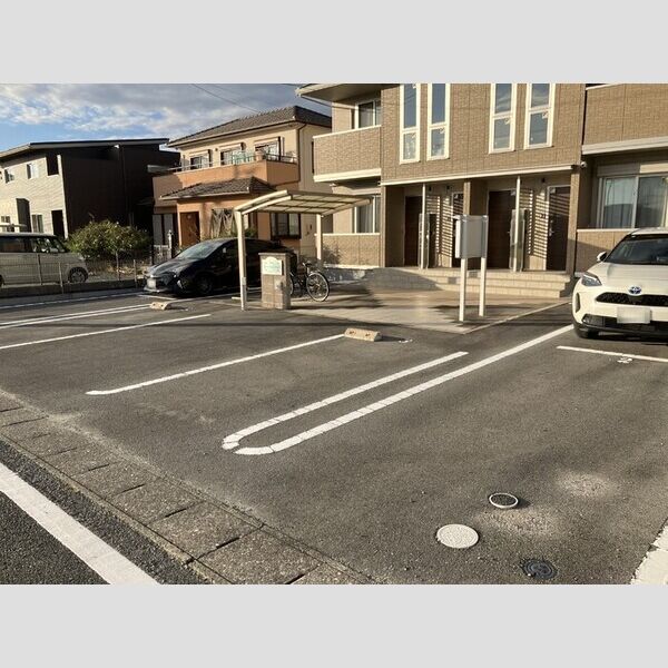 駐車場 (駐車場)