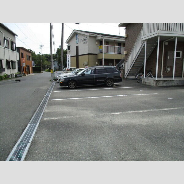 駐車場 (駐車場)