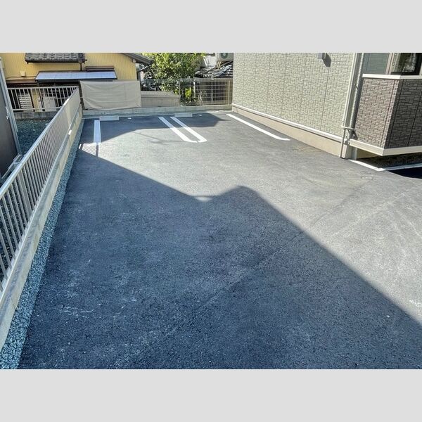 駐車場 (駐車場)