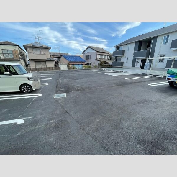 駐車場 (駐車場)