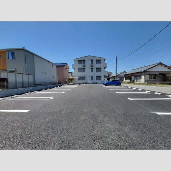 駐車場 (駐車場)