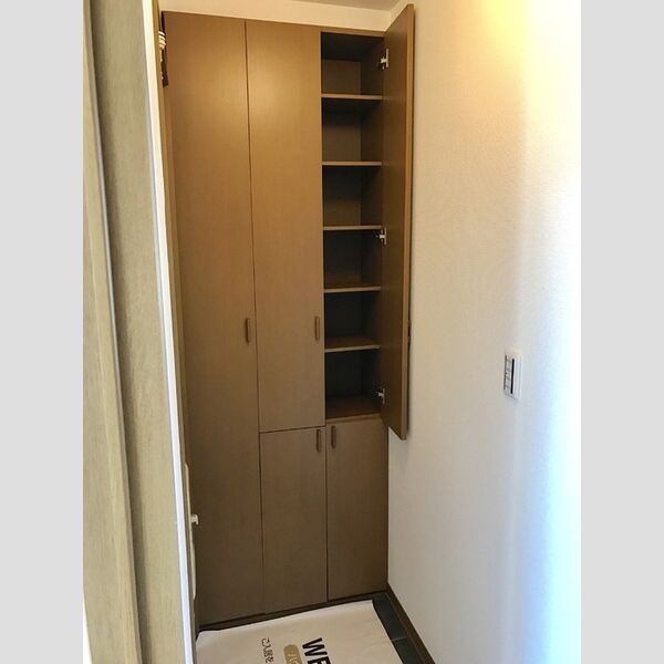 玄関 (玄関シューズBOX)