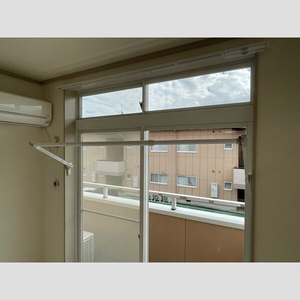 その他 (室内物干し)