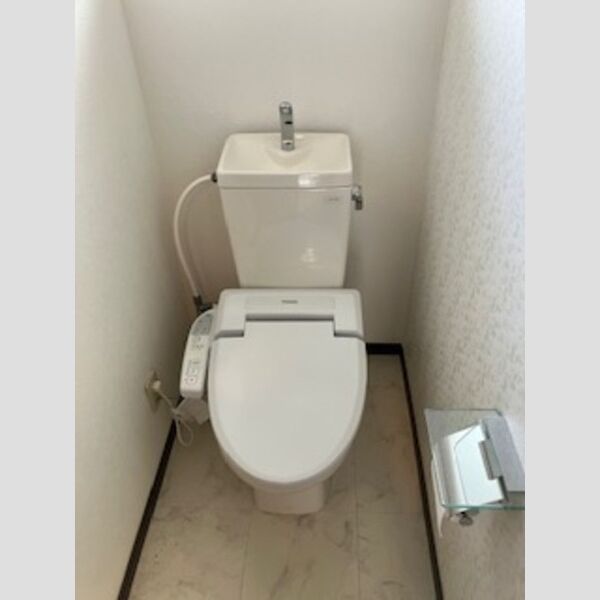 トイレ (温水洗浄便座)