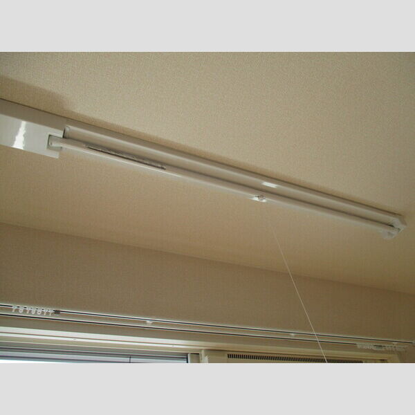 その他設備 (室内物干し)