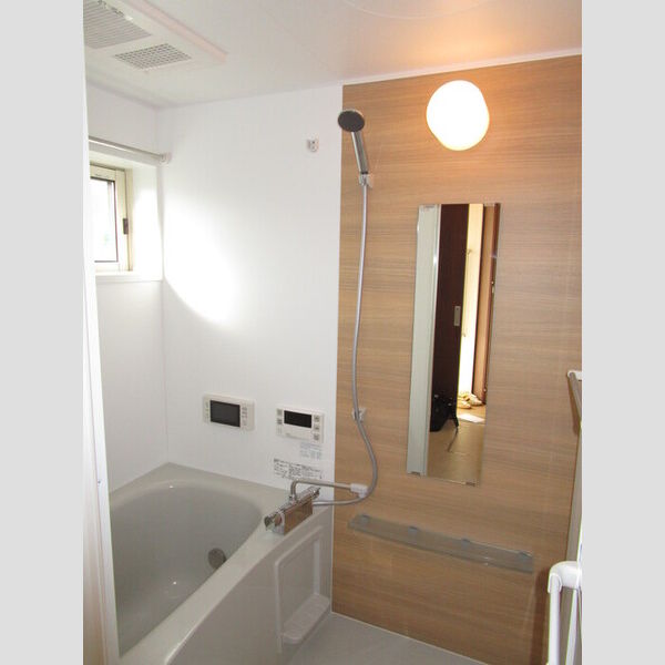 バス (浴室テレビ付き一坪風呂です♪)