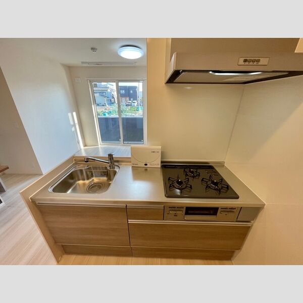キッチン (3口コンロ・グリル付キッチン♪)