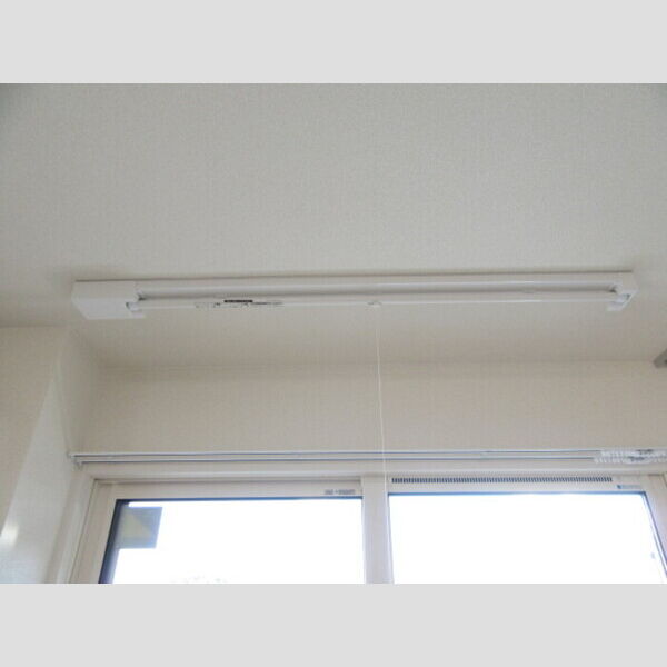 その他 (室内物干し)