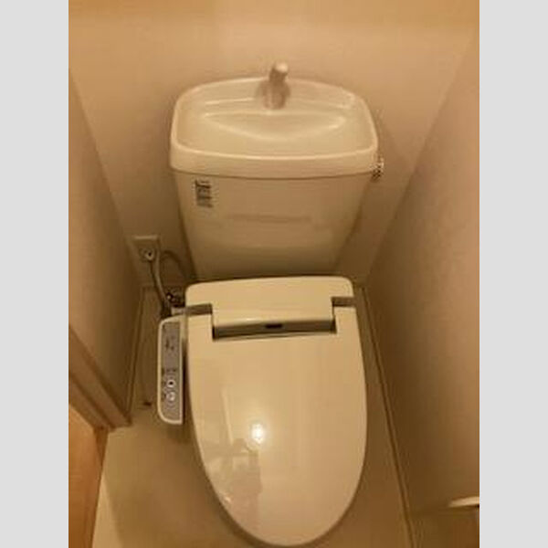 トイレ (温水洗浄暖房便座)