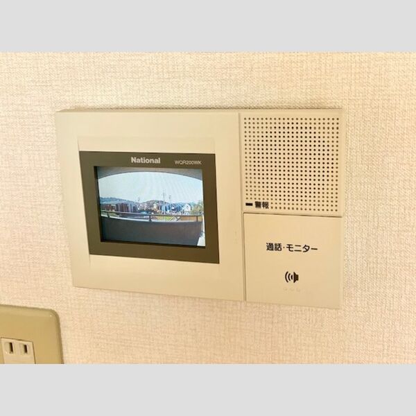 その他設備 (カラーモニター付インターホン♪)