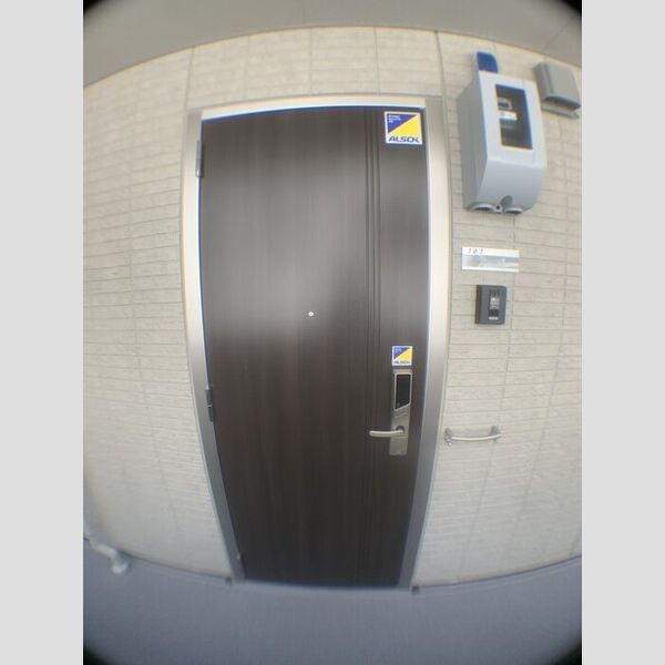 玄関 (玄関ドア)