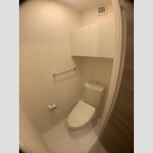 トイレ (温水暖房洗浄便座)