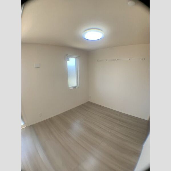 その他 (南側洋室)