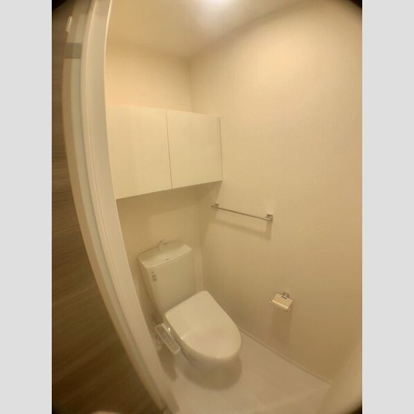 トイレ (温水暖房洗浄便座)