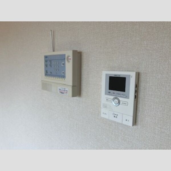 その他設備 (セキュリティー)