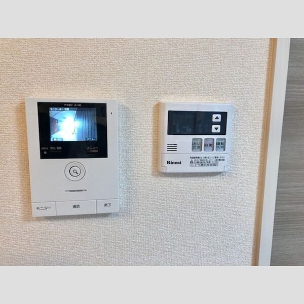 その他設備 (カラーモニター付インターホン♪)