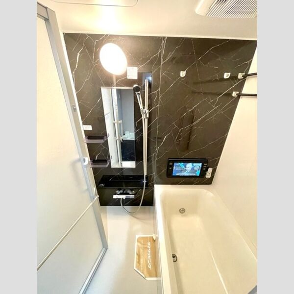 バス (浴室TV付　ユニットバス♪)