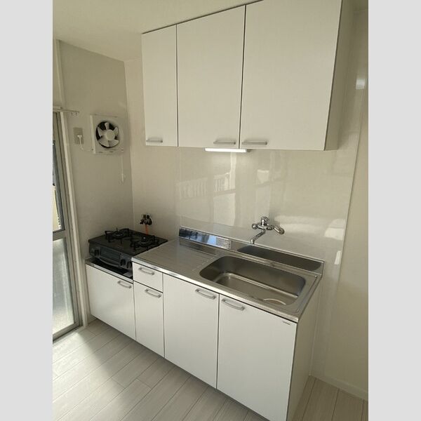 キッチン (キッチン)