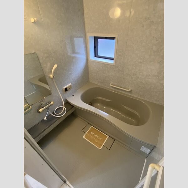 バス (浴室)