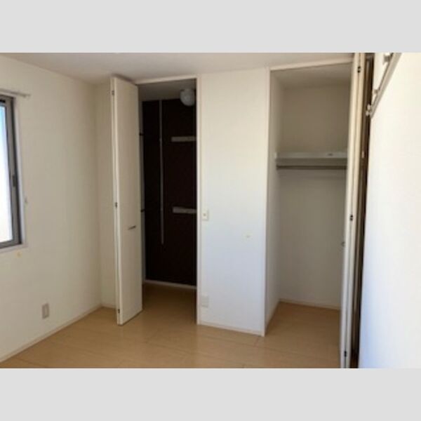 収納 (北洋間収納)