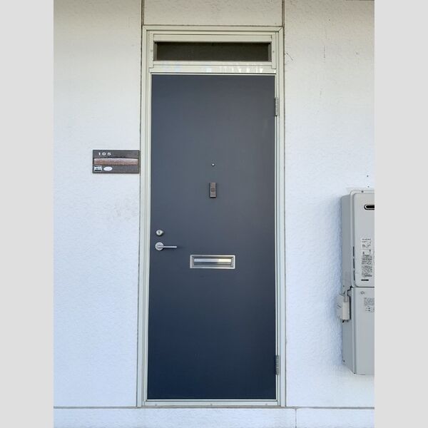 玄関 (玄関ドア)