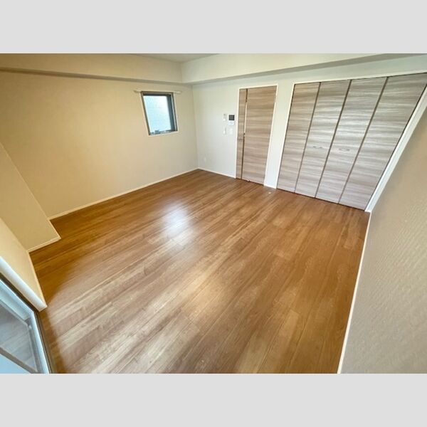 居室・リビング (洋間)