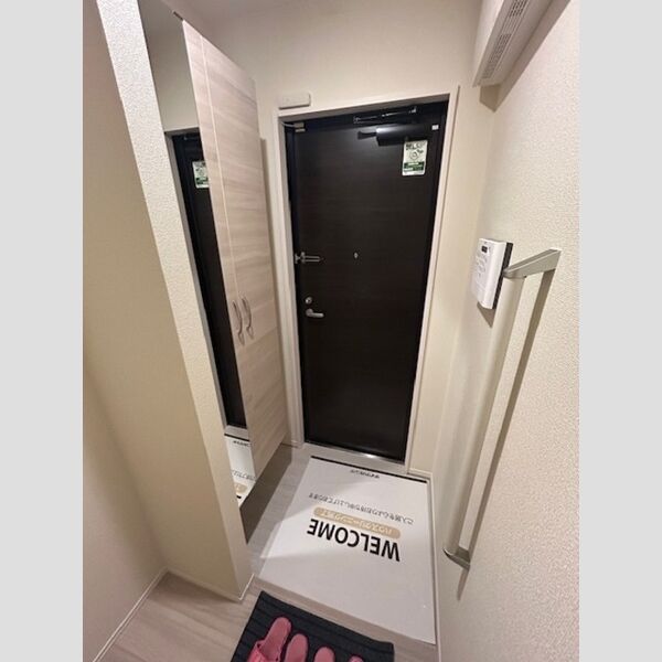 玄関 (玄関)
