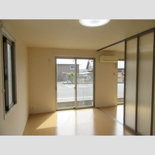 居室・リビング (DK)