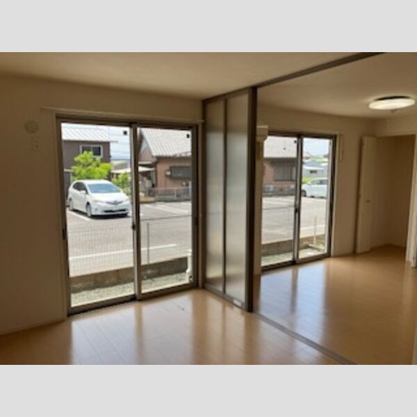 居室・リビング (DK　洋間)