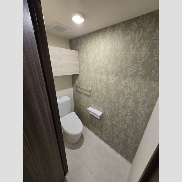 トイレ (温水洗浄暖房便座)