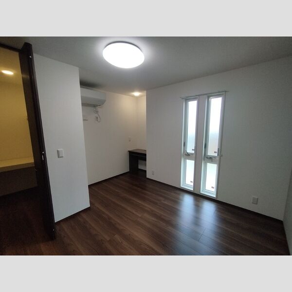 居室・リビング (北洋室)