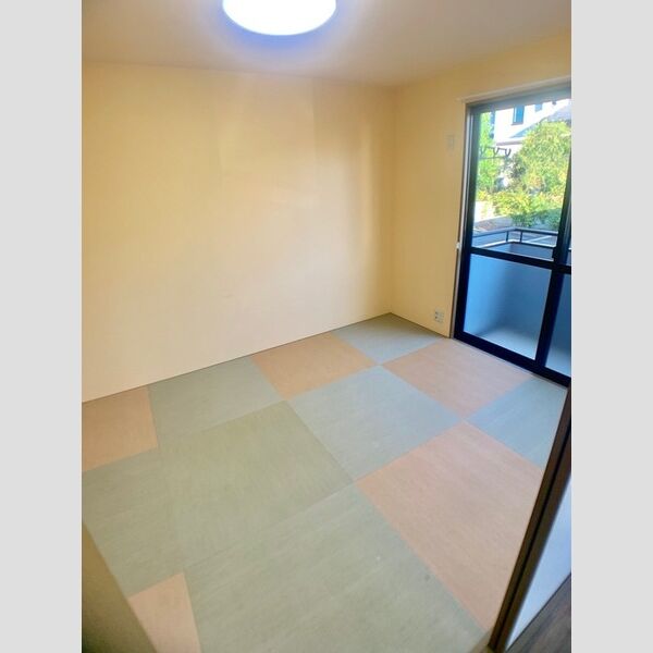 その他 (洋室　フロアタイル畳調)