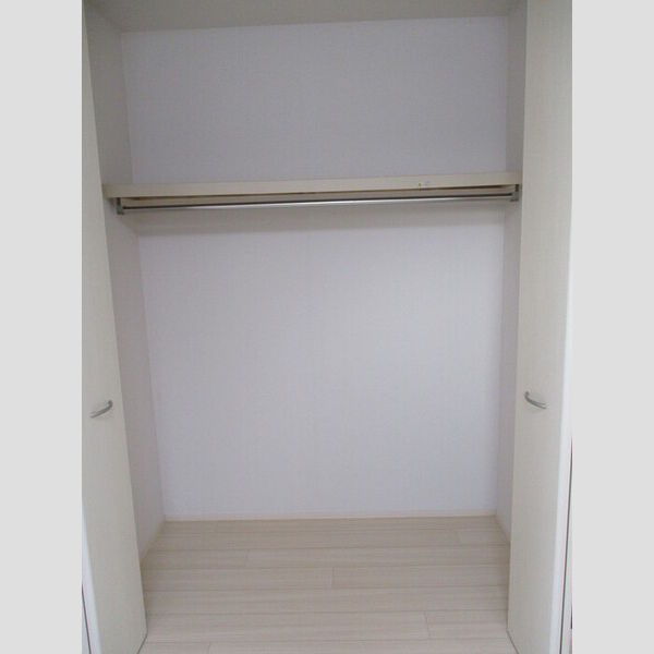 収納 (クローゼット)