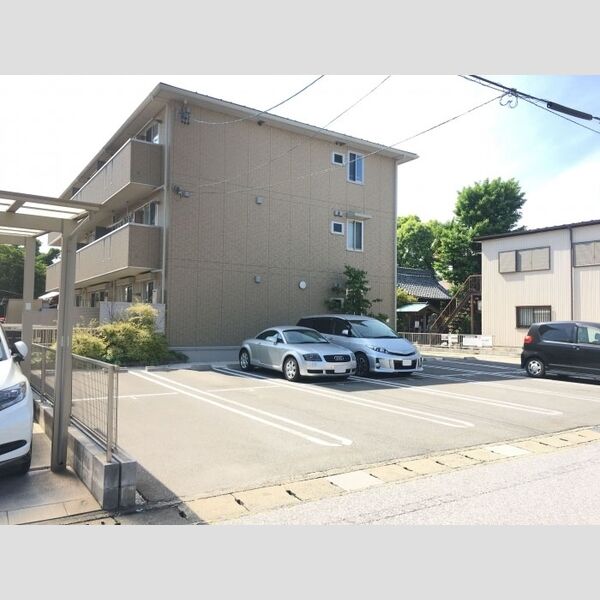 駐車場 (駐車場)