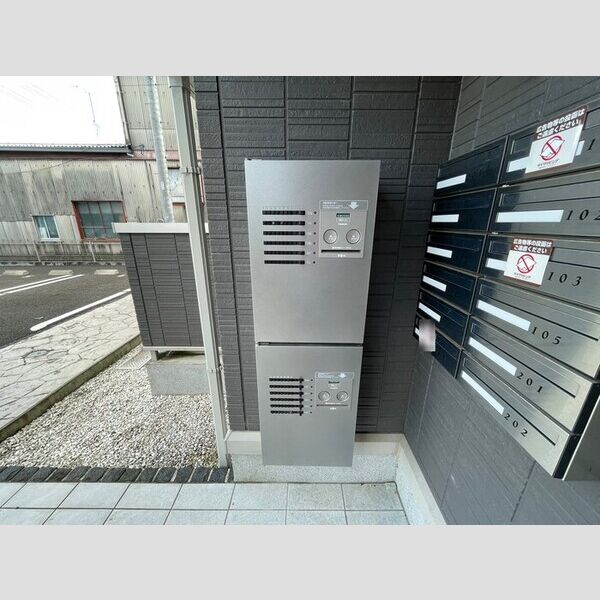 現地周辺 (宅配ボックス)