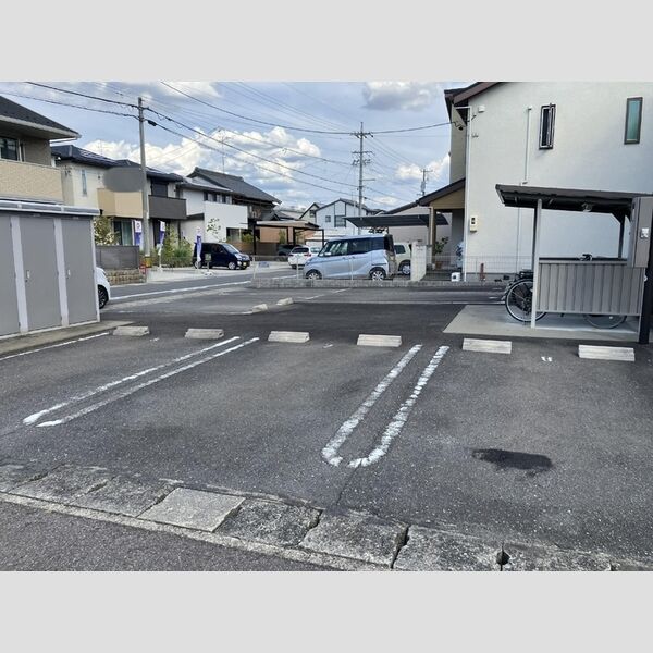 駐車場 (駐車場)
