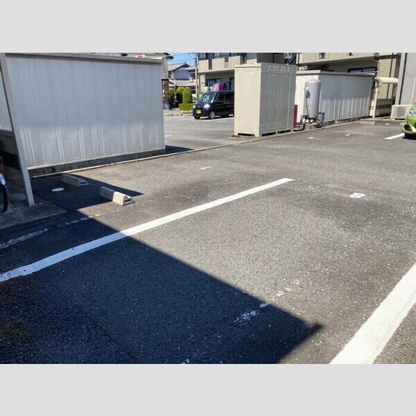 駐車場 (駐車場)