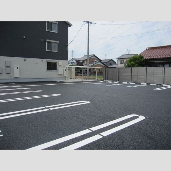 駐車場 (駐車場)