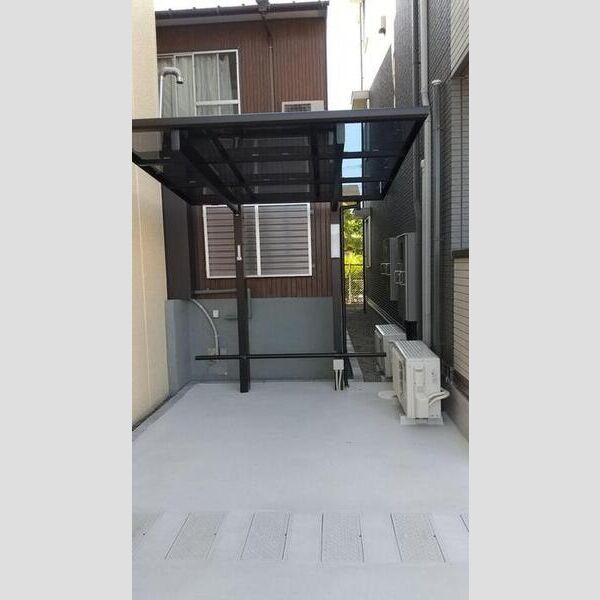 現地周辺 (駐輪場)