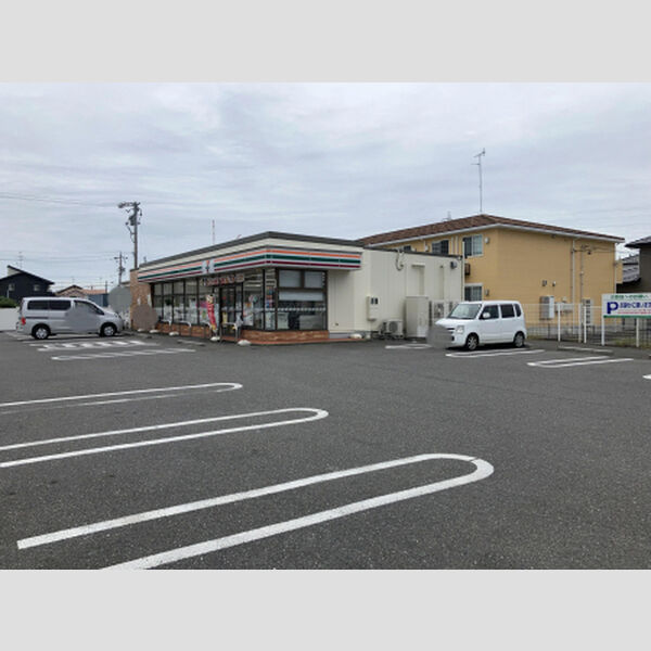 現地周辺 (セブンイレブン安八町南今ケ渕店(639m))