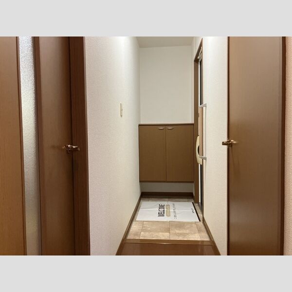 玄関 (玄関)