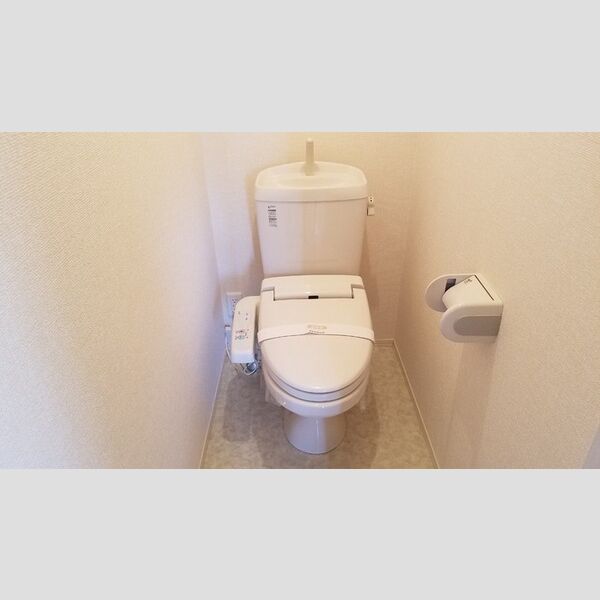 トイレ (温水洗浄暖房便座)