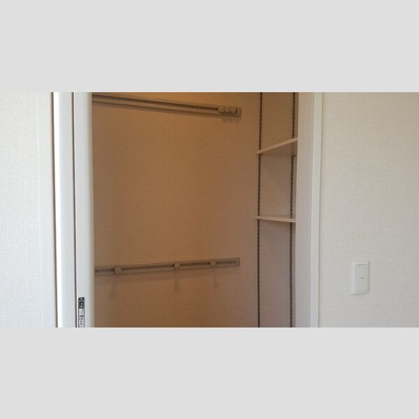 収納 (クローゼット)