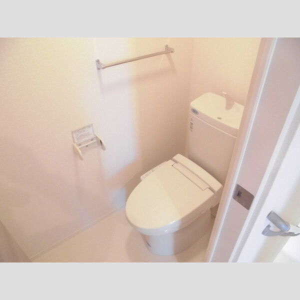 トイレ (温水洗浄暖房便座)