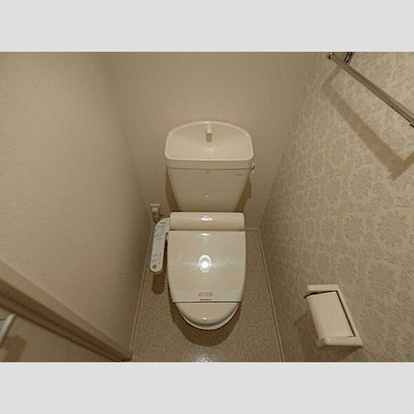 トイレ (温水洗浄暖房便座)