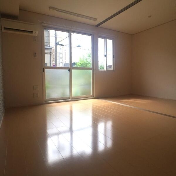 居室・リビング (LDK・洋室)