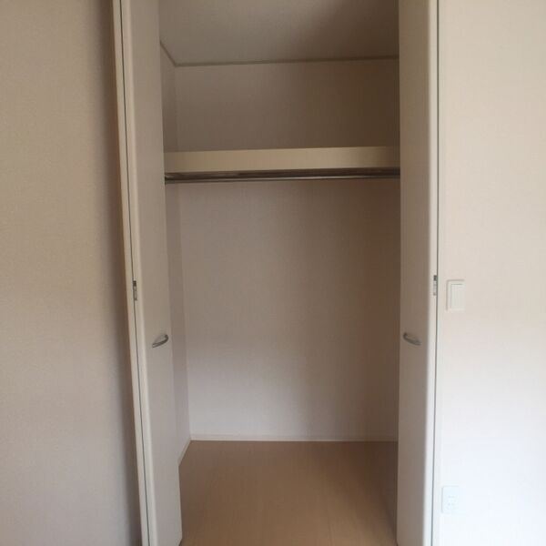 収納 (クローゼット)