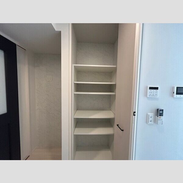 収納 (パントリー)