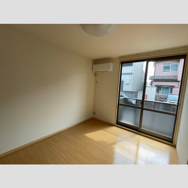 その他 (南東洋室)